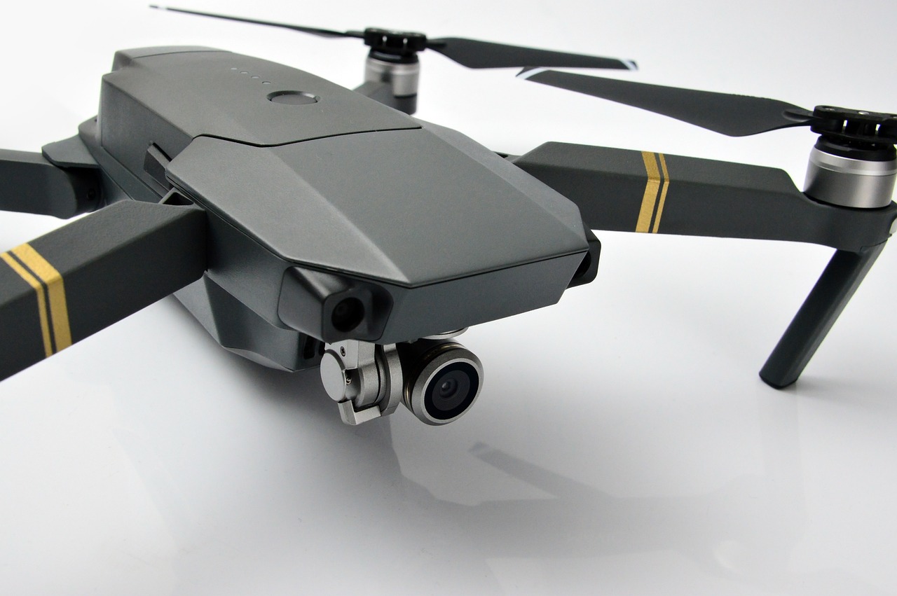 technology-plastic-steel-dron-3182575